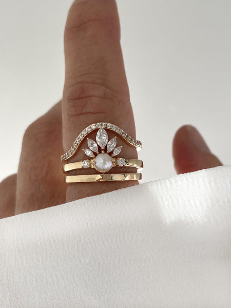 Poppy ring (sold individually)