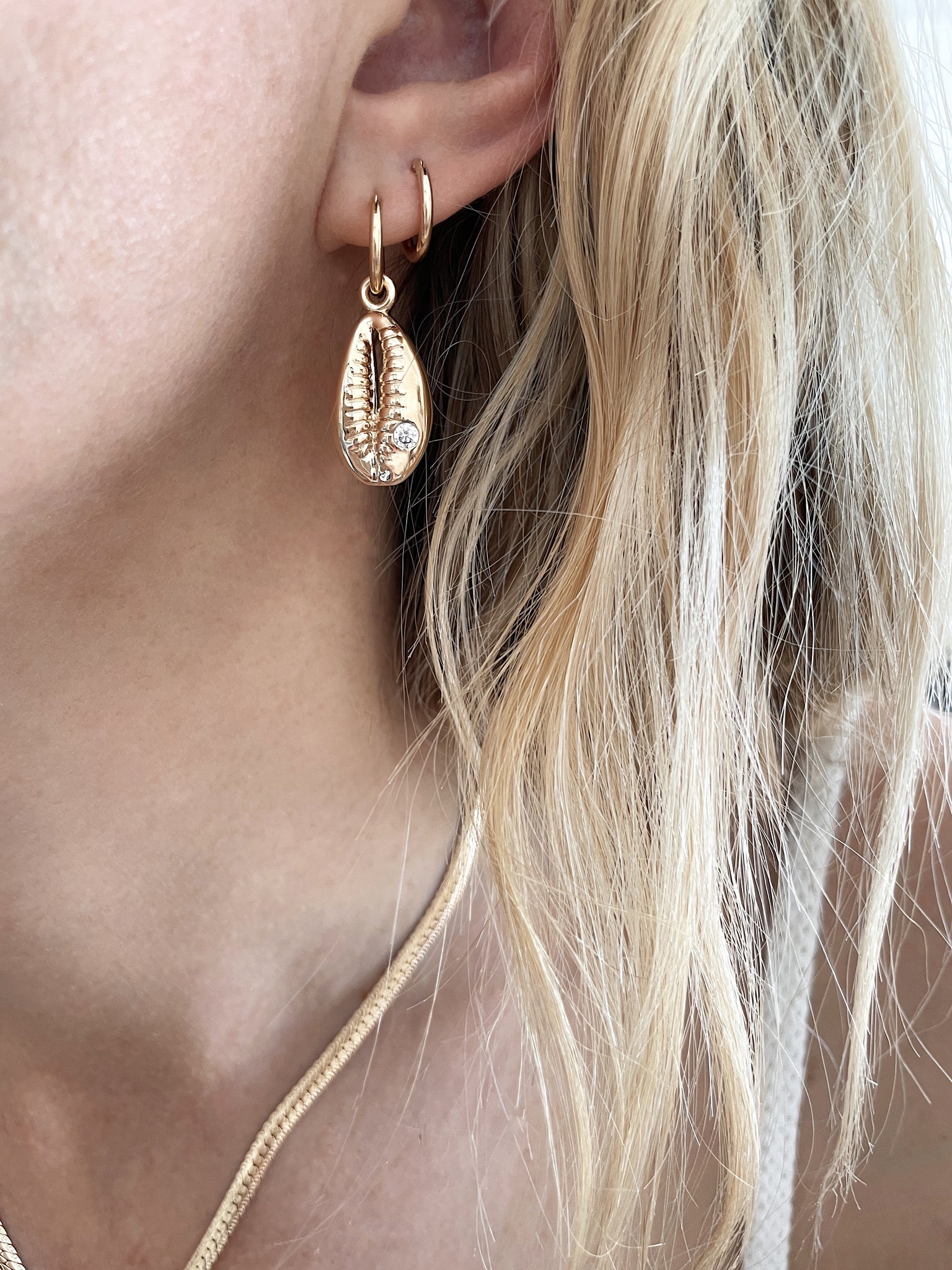 Cauri earrings